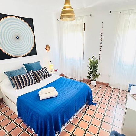Cozy Town House With Terrace And Free Wifi Villa Ronda Exterior foto