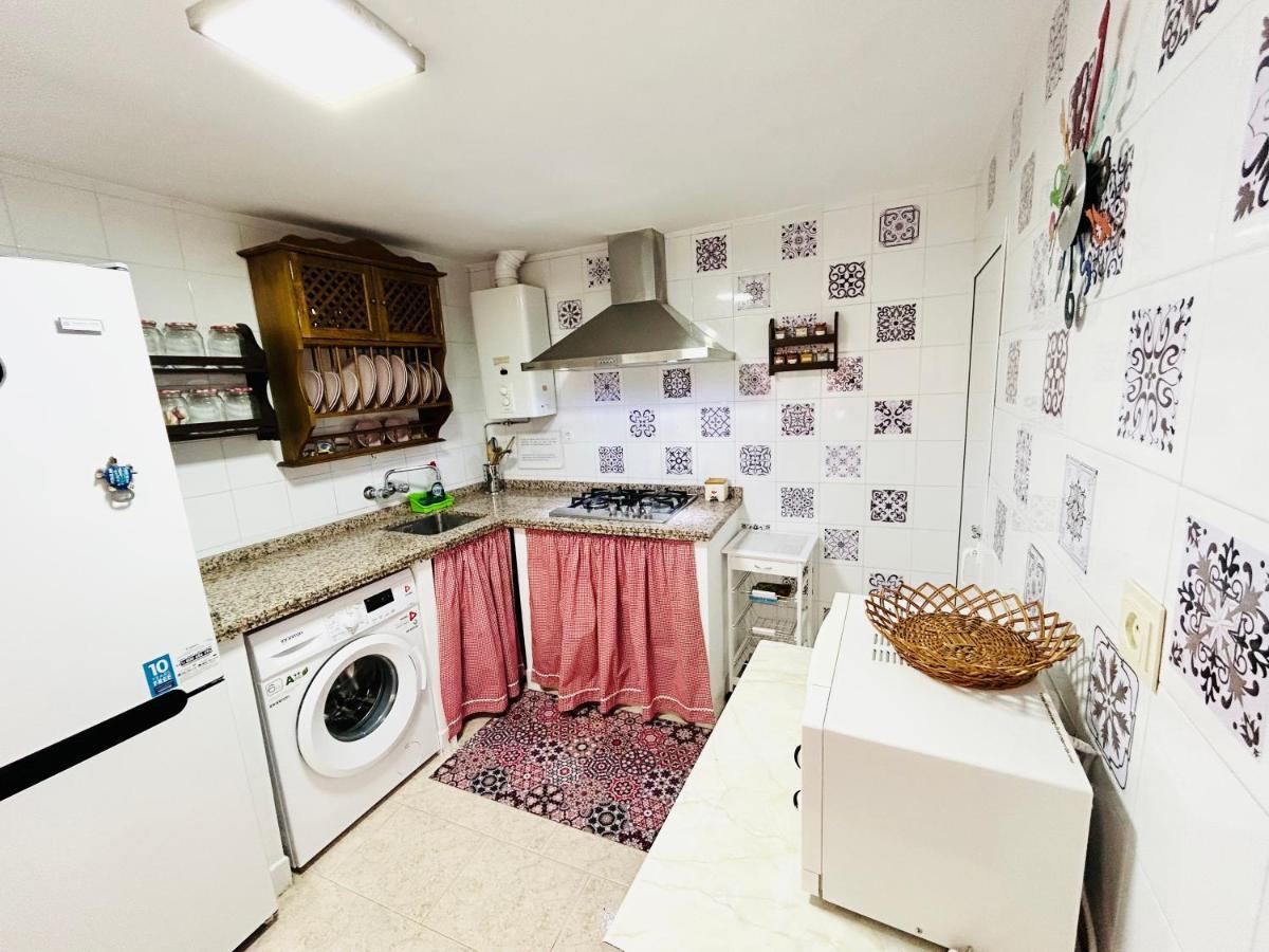 Cozy Town House With Terrace And Free Wifi Villa Ronda Exterior foto